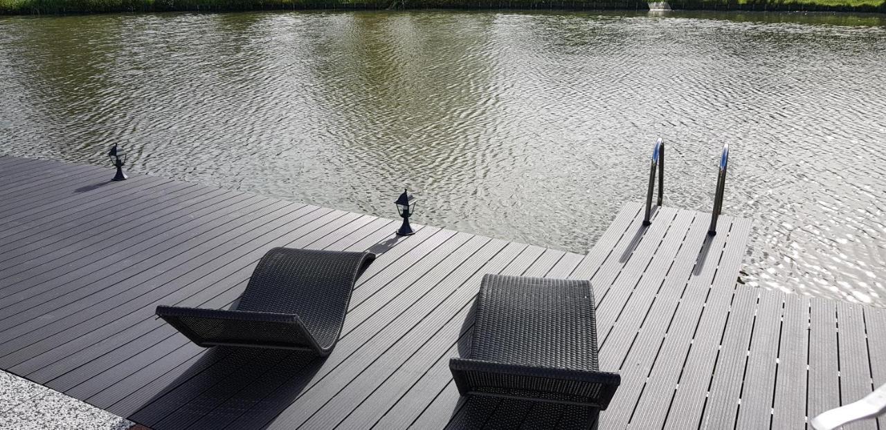 Carafun Aan Het Water Ooltgensplaat Villa Luaran gambar