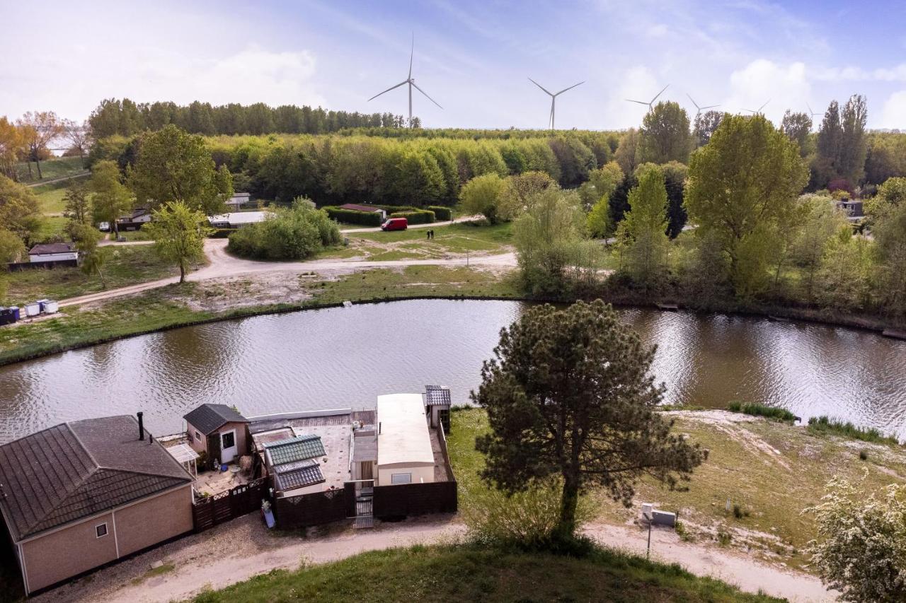 Carafun Aan Het Water Ooltgensplaat Villa Luaran gambar